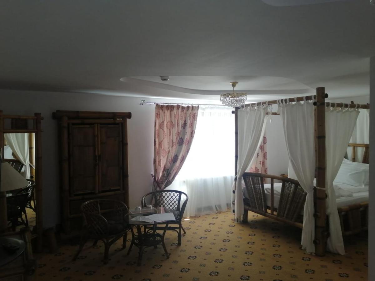 Pensiunea Rosenau Rîşnov Екстериор снимка