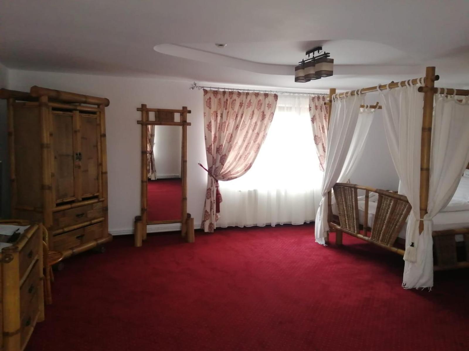 Pensiunea Rosenau Rîşnov Екстериор снимка